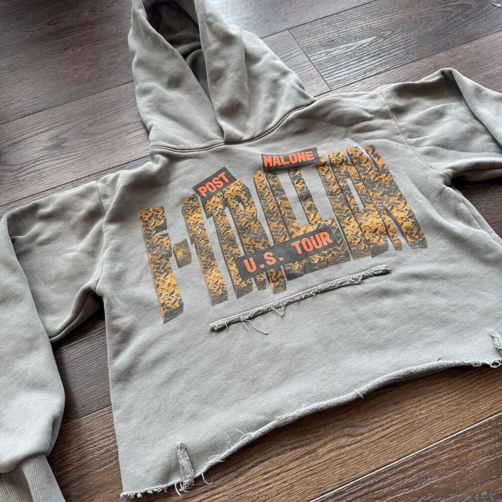 Post Malone F-1 Trillion U.S. Tour Hoodie Cropped Distressed Gray Size Small - Picture 3 of 9